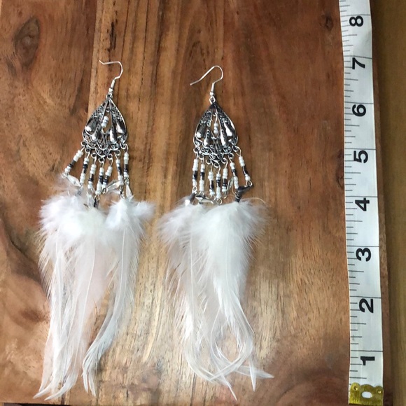 Jewelry - 3/$25 NWT Beautiful Feather Drop Earrings
